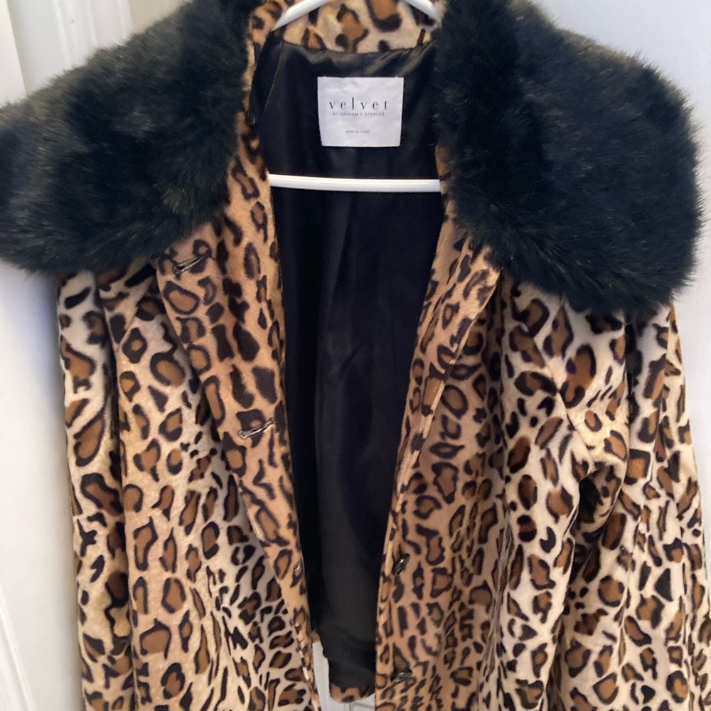 Beautiful new Velvet leopard coat with faux fur collar and buttons never worn